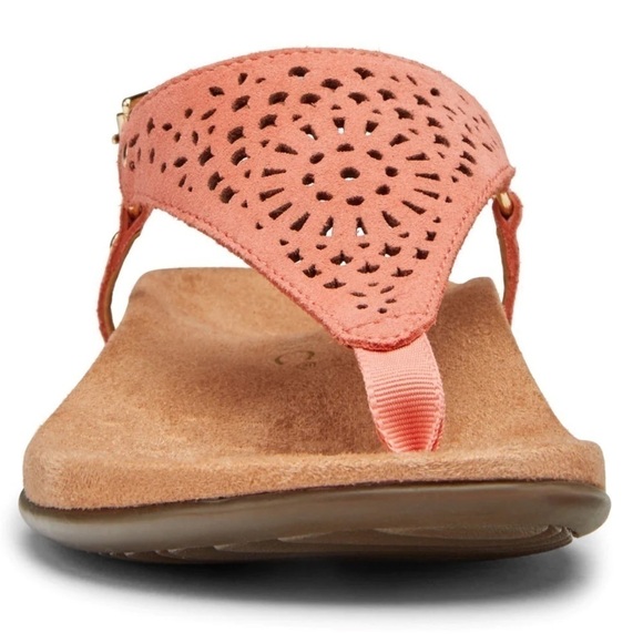 Sz6.5-7 (EU 37.5) Vionic Kirra Backstrap Suede Triangular Thong Coral perf EUC - Picture 2 of 9